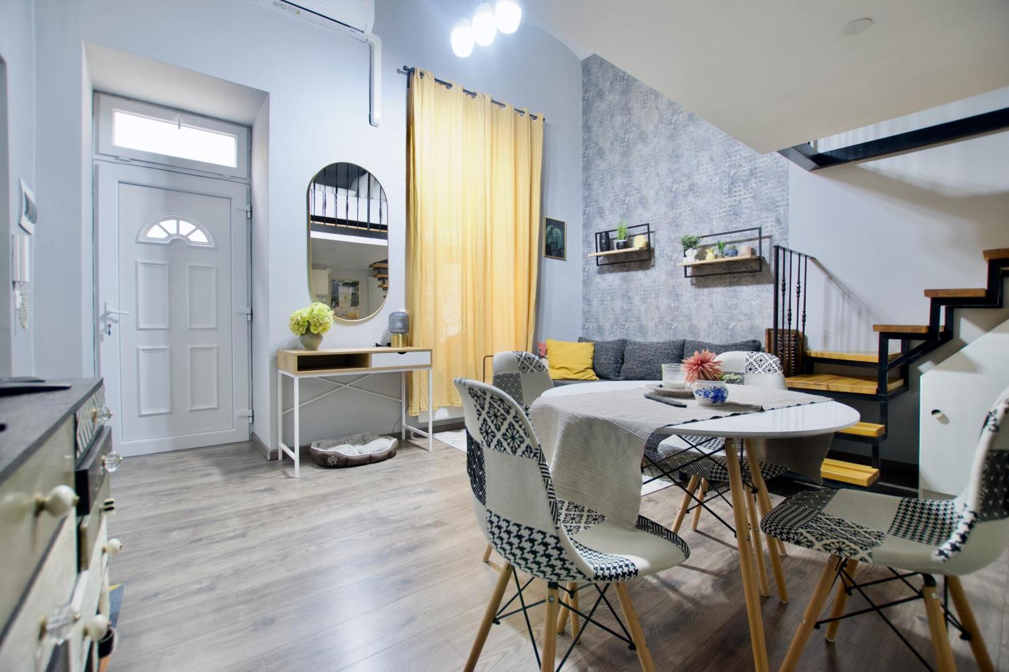 Studio Apartment By Hi5- Rozsa Street ブダペスト エクステリア 写真